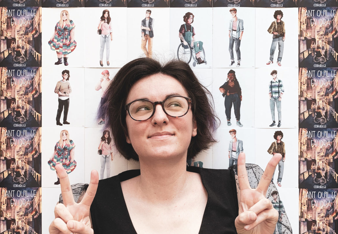 Fin de TQLF Cordélia au milieu des cartes TQLF